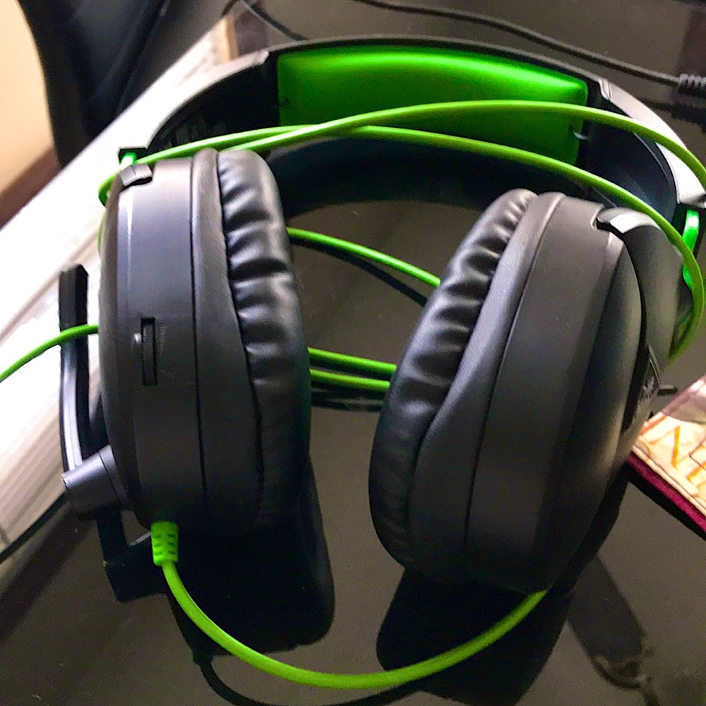 TURTLE BEACH RECON GREEN AND BLACK EDITION *CHEAP*